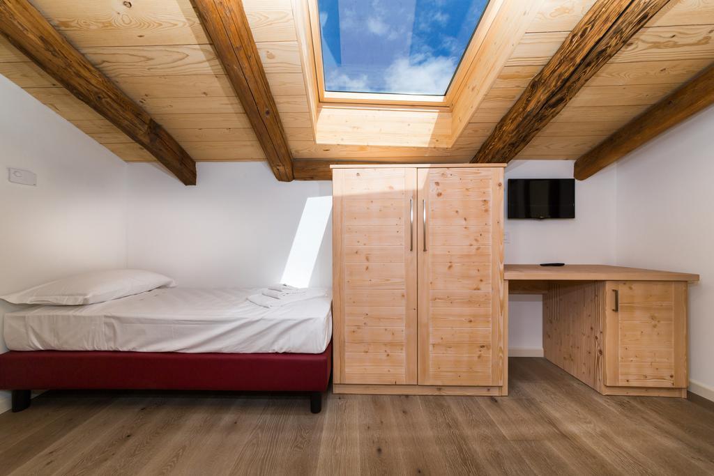 Colle Ameno Room And Breakfast Rovereto  Cameră foto
